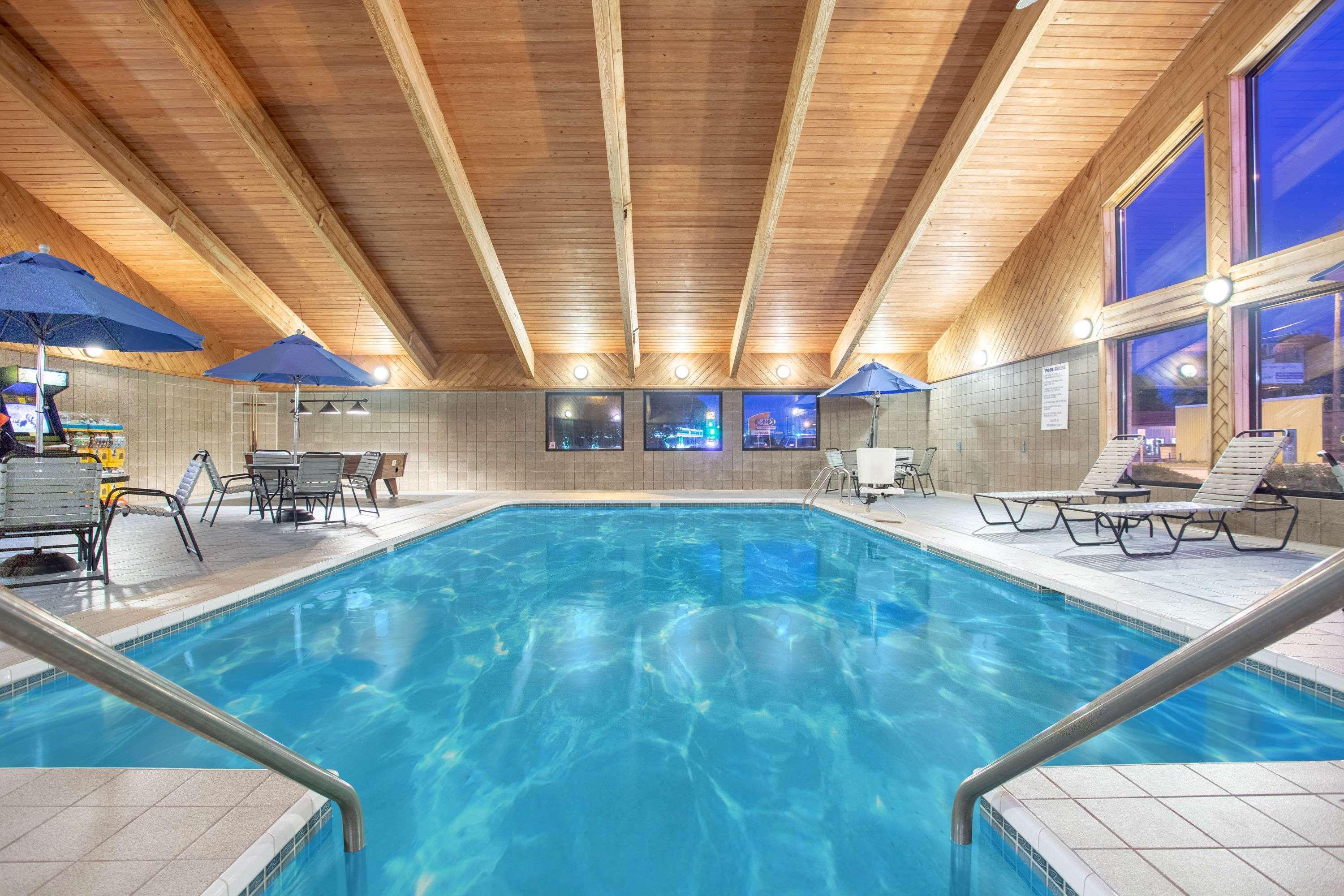 Americinn By Wyndham Green Bay West Екстериор снимка